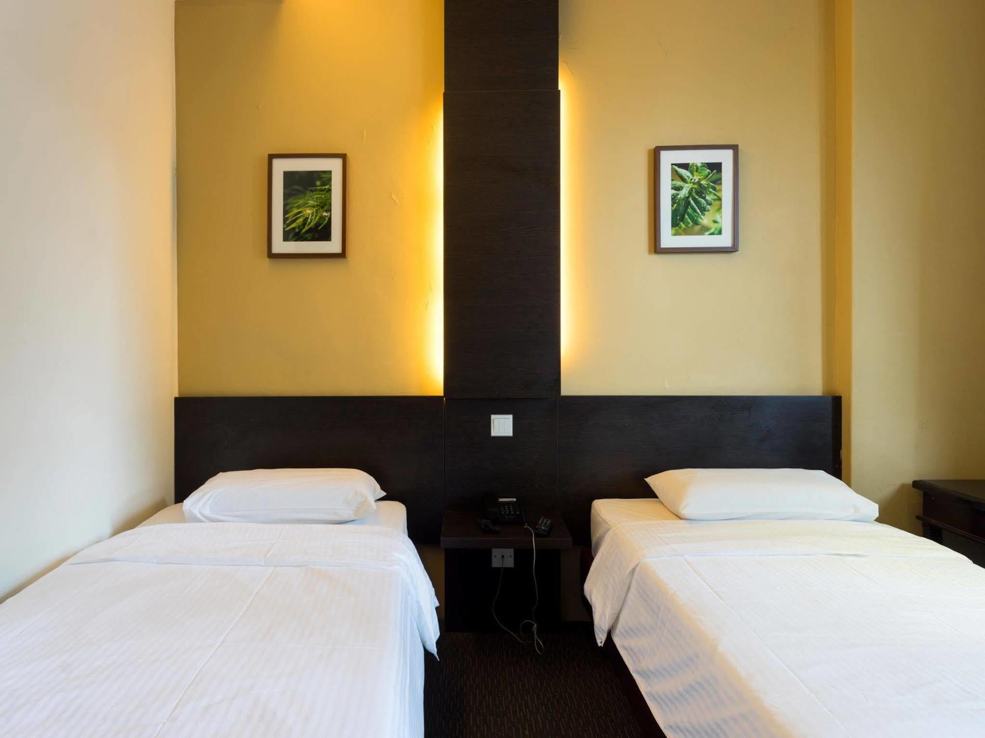 L Hotel At Broadway Singapur Exteriér fotografie